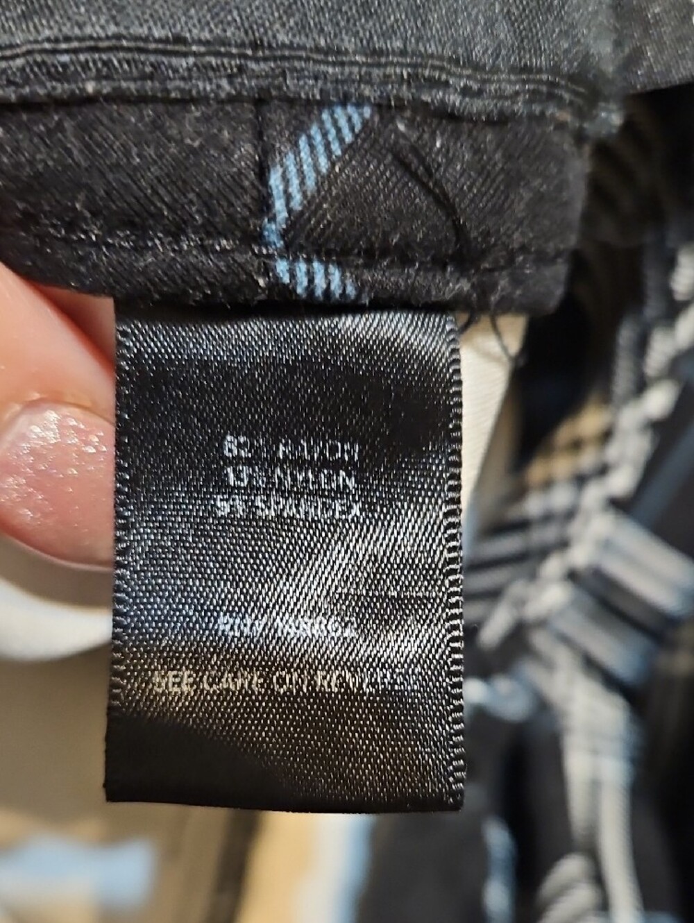 torrid Black & White Plaid Cropped Pants With Side Zippers - Picture 7 of 7